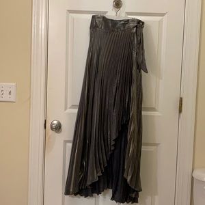 NWT Fabrik maxi skirt
